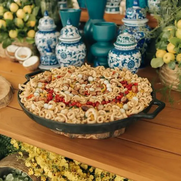 Paella mineira servida